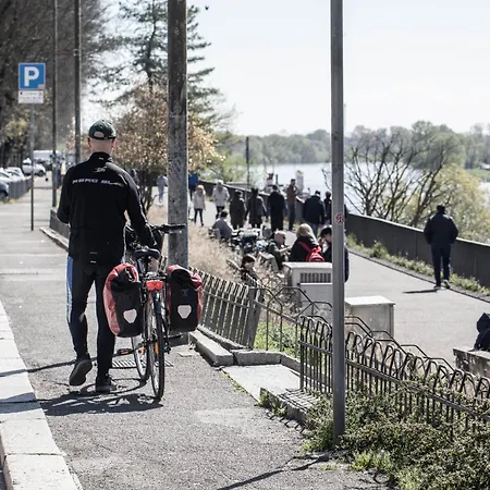 Angolo Al Ponte Micro In Pieno Centro Pavia